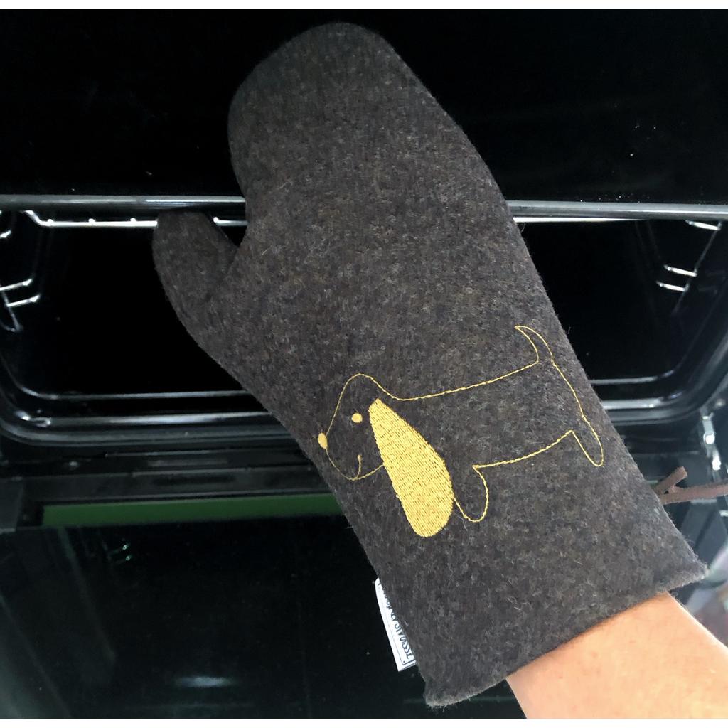 Ofenhandschuh mit Stickerei