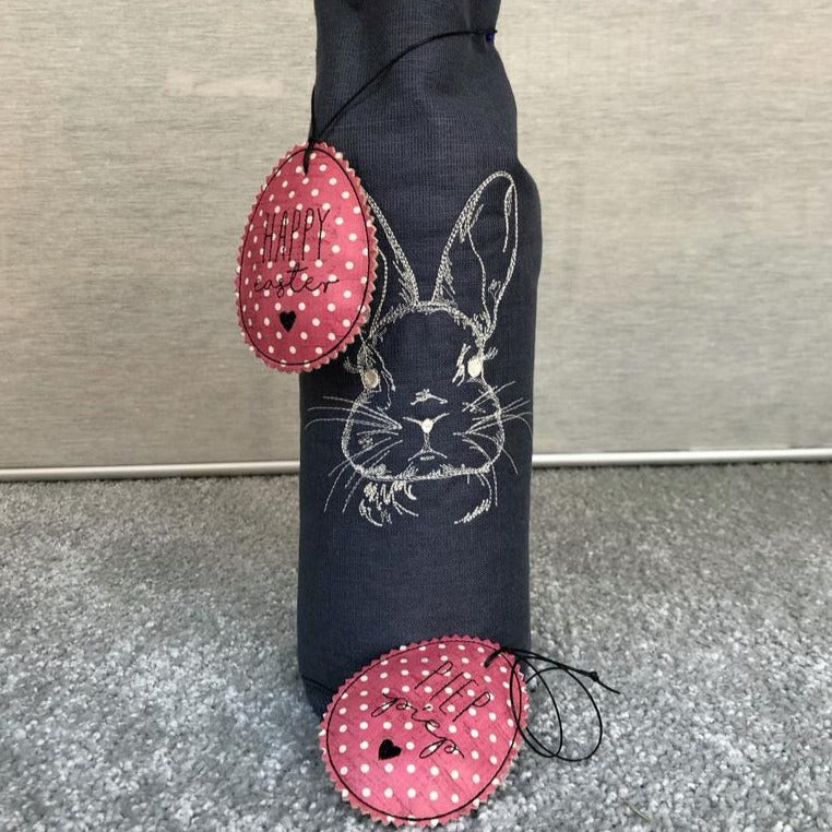 Geschirrtuch mit Stickerei für Ostern