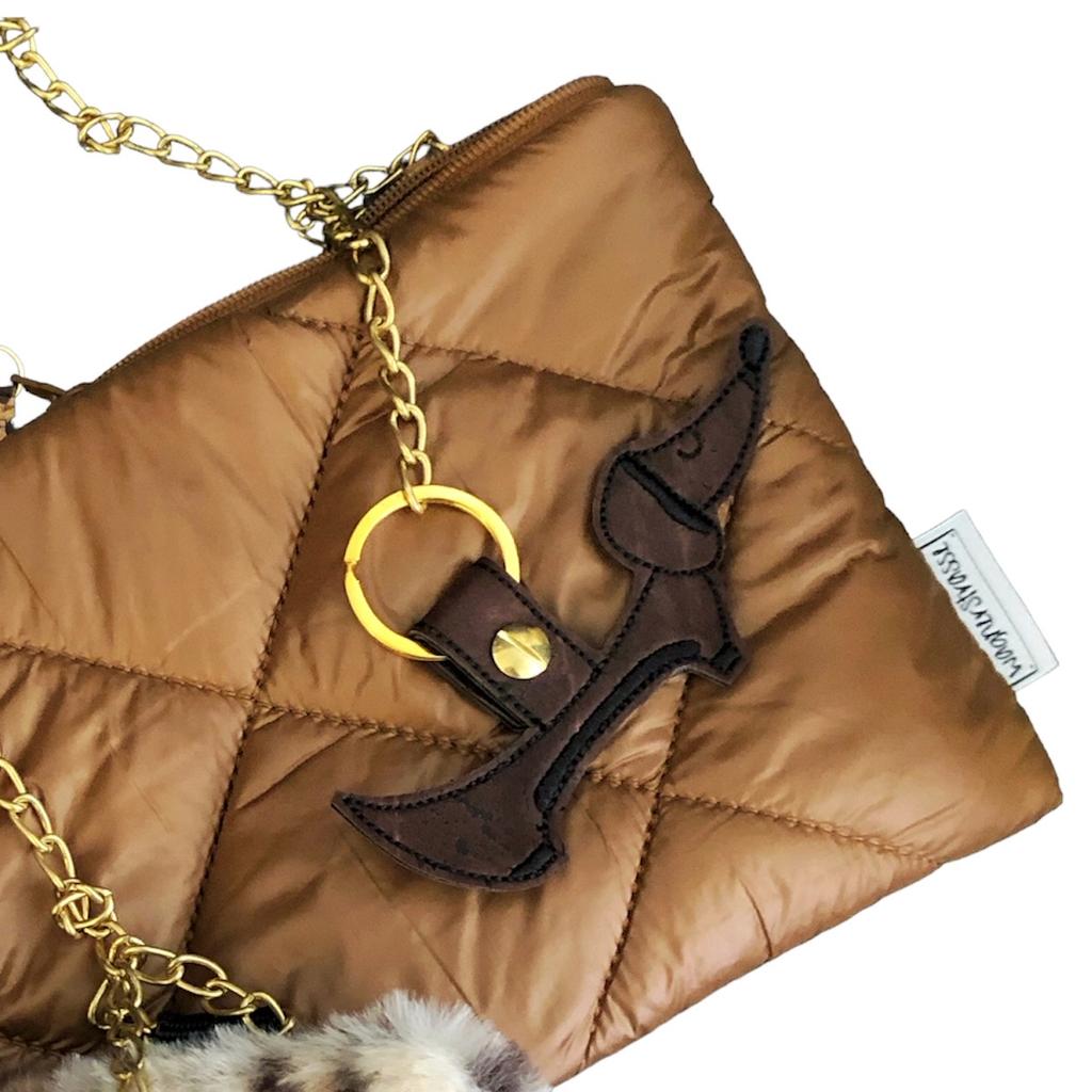 Schlüssel Anhänger Bag Charm aus Kork mit Stickerei