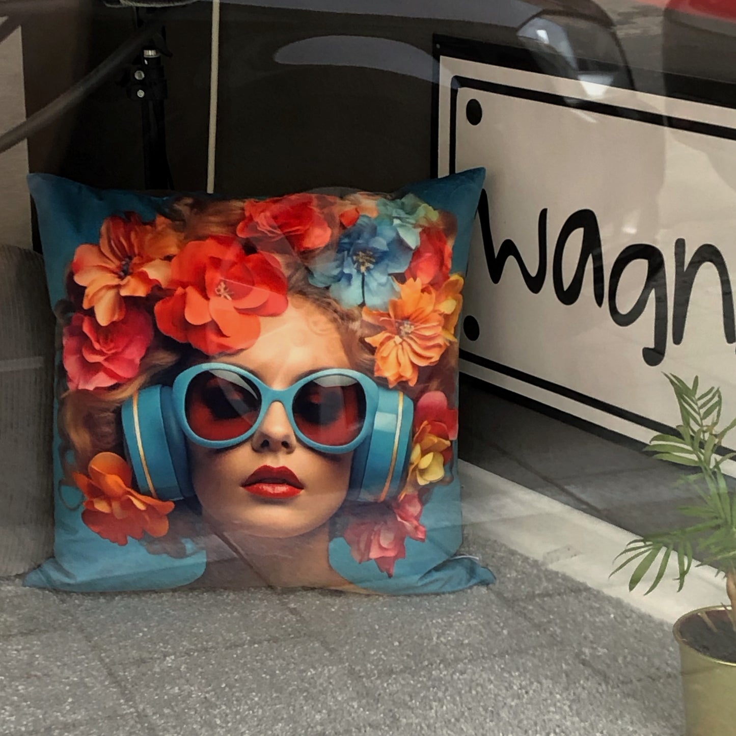 Cooles samtweiches Kissen im Retro Style
