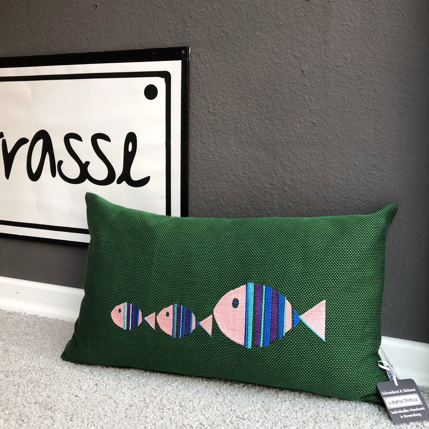Kissen mit Fische Stickerei