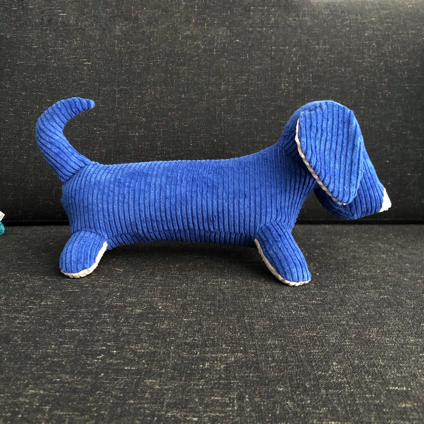 Fred der Dackel blau weiss