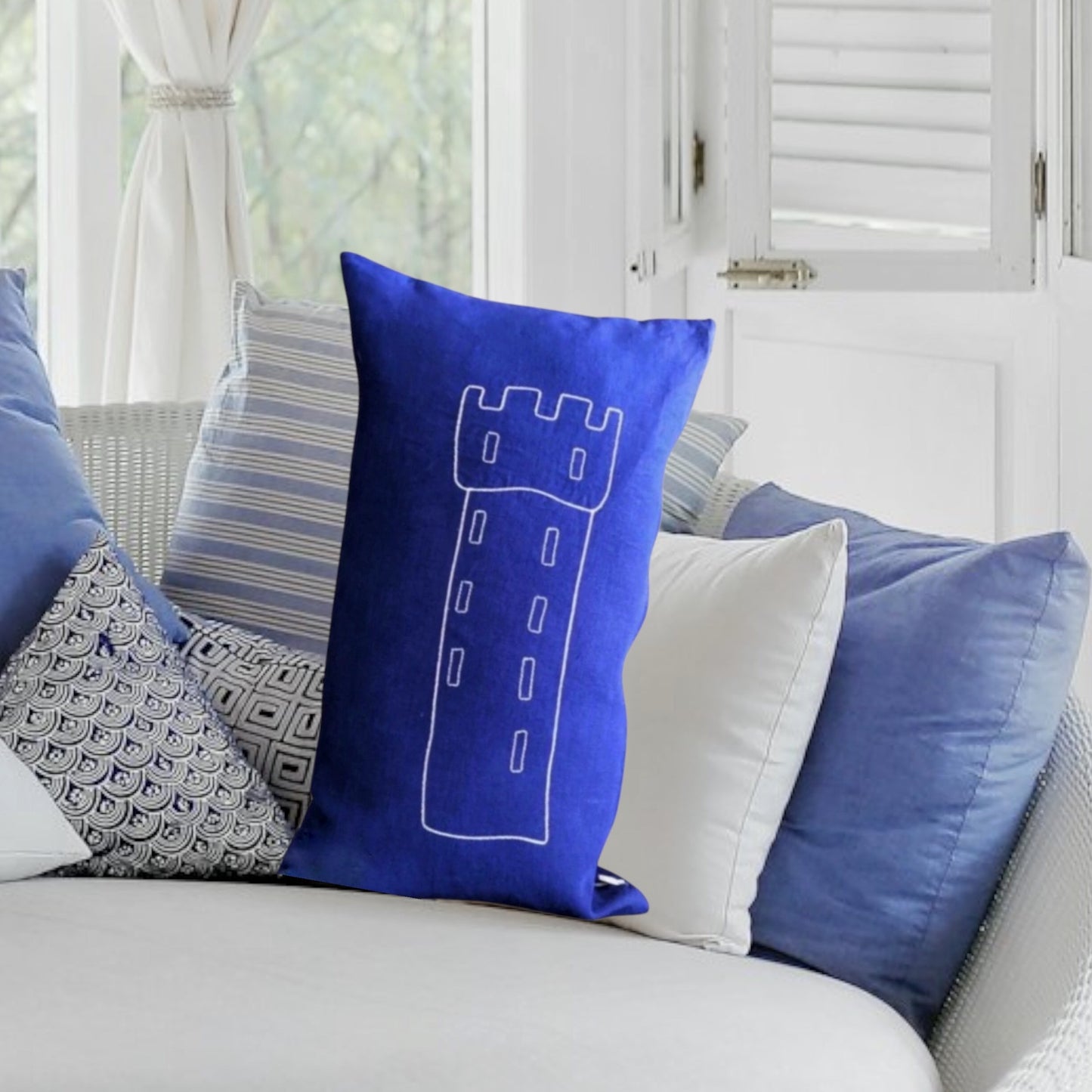 Kissen mit Mehlsack Turm Stickerei