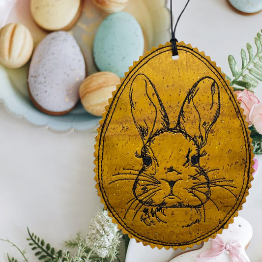 Oster Anhänger aus Kork mit Stickerei