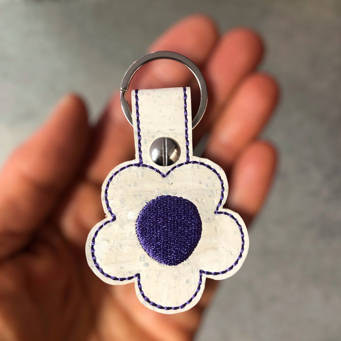 Stickdatei ith Blume Anhänger