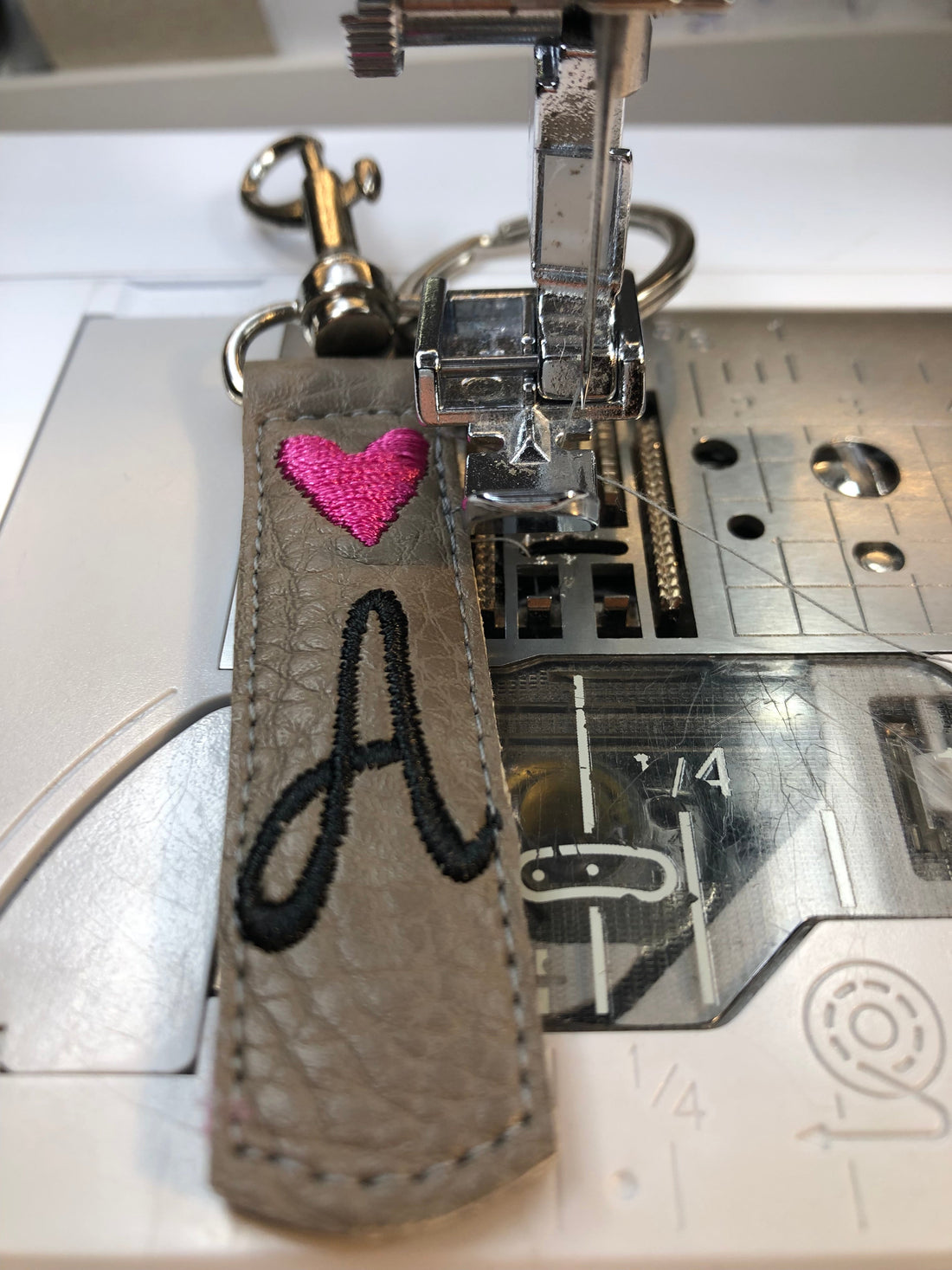 Personalisierter Keytag mit Stickerei
