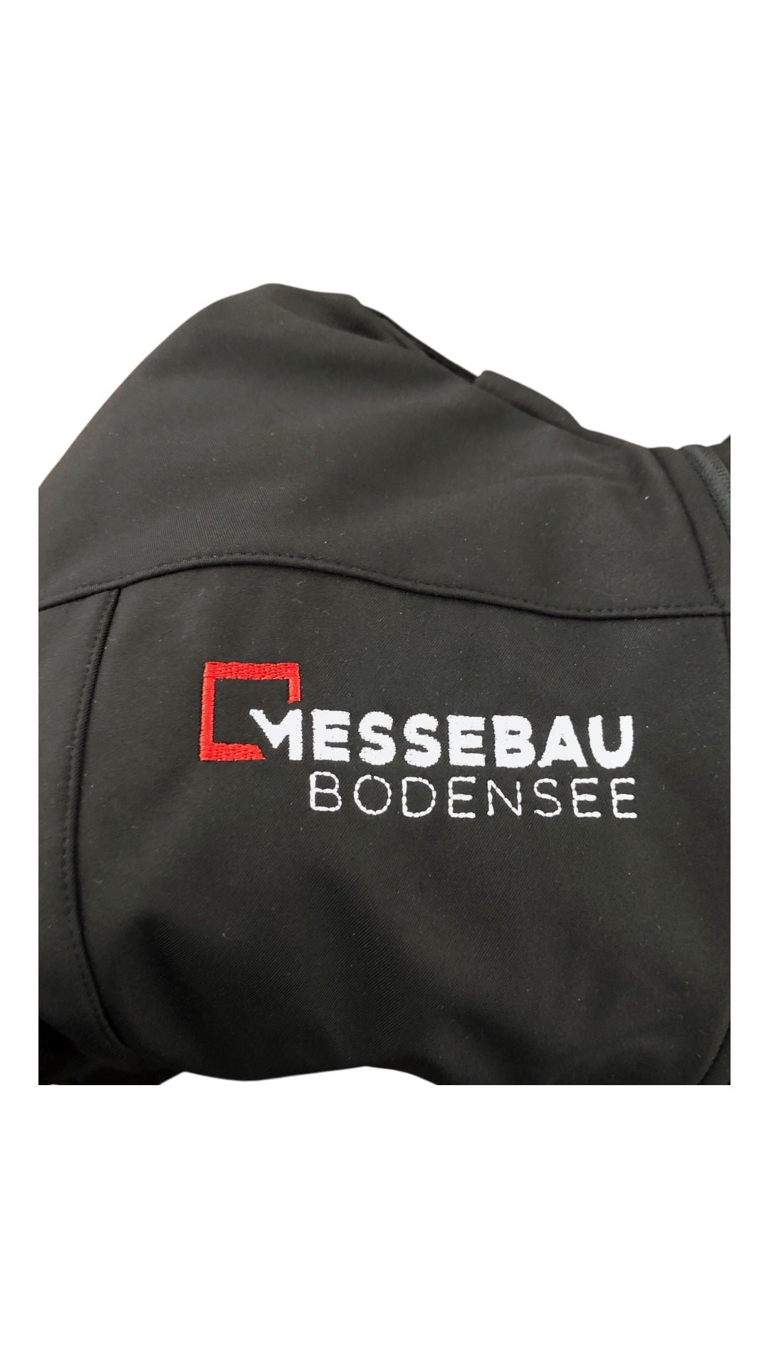 Logo Digitalisierung und Bestickung von Arbeitswesten