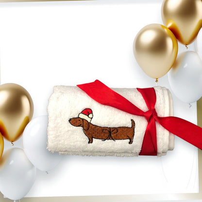 Besticktes mit Weihnachts-Dackel