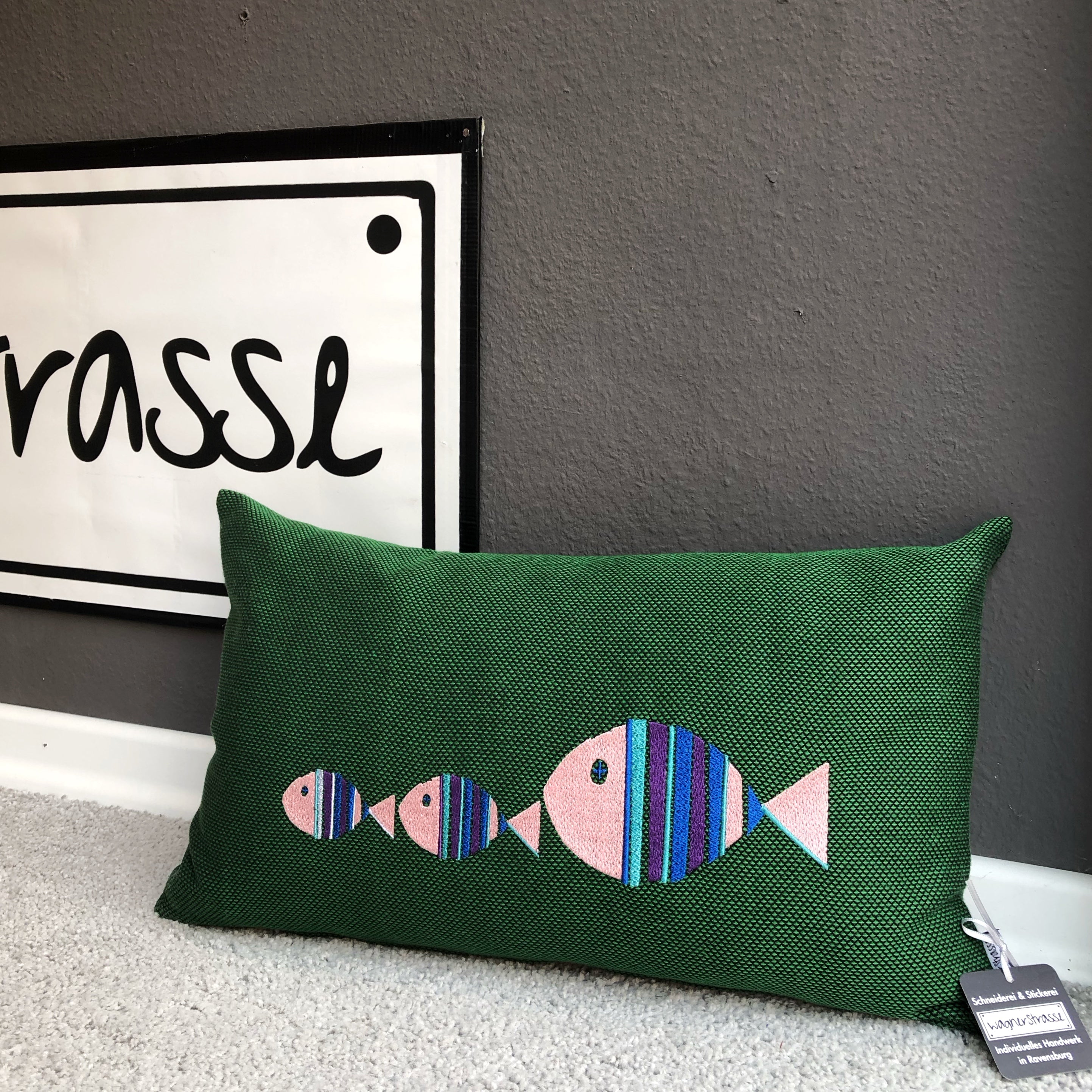 Kissen mit Fische Stickerei