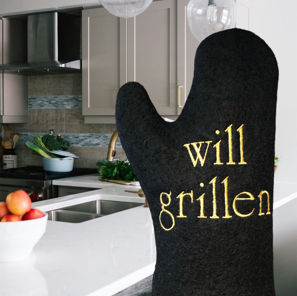 Ofenhandschuh mit  Stickerei