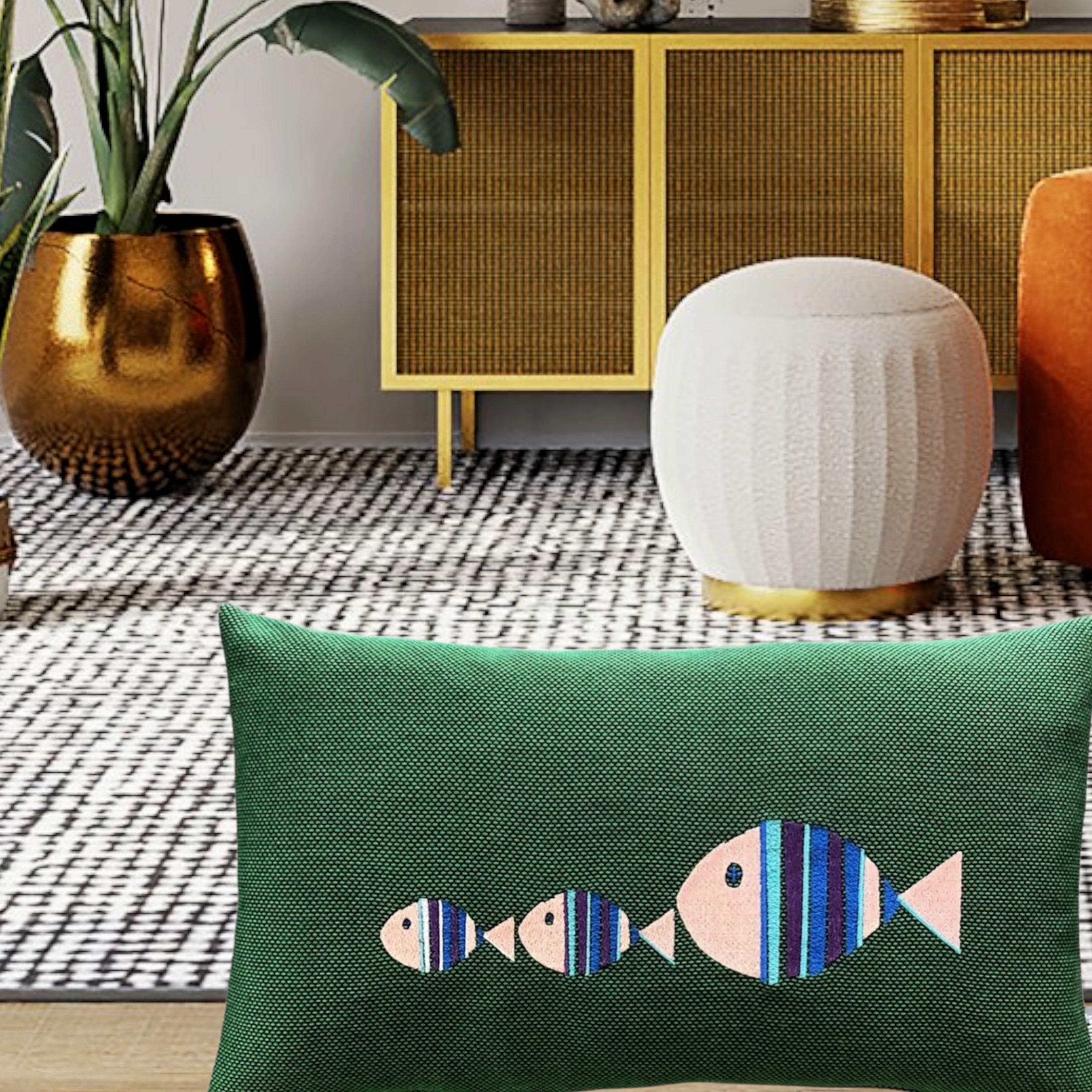 Kissen mit Fische Stickerei
