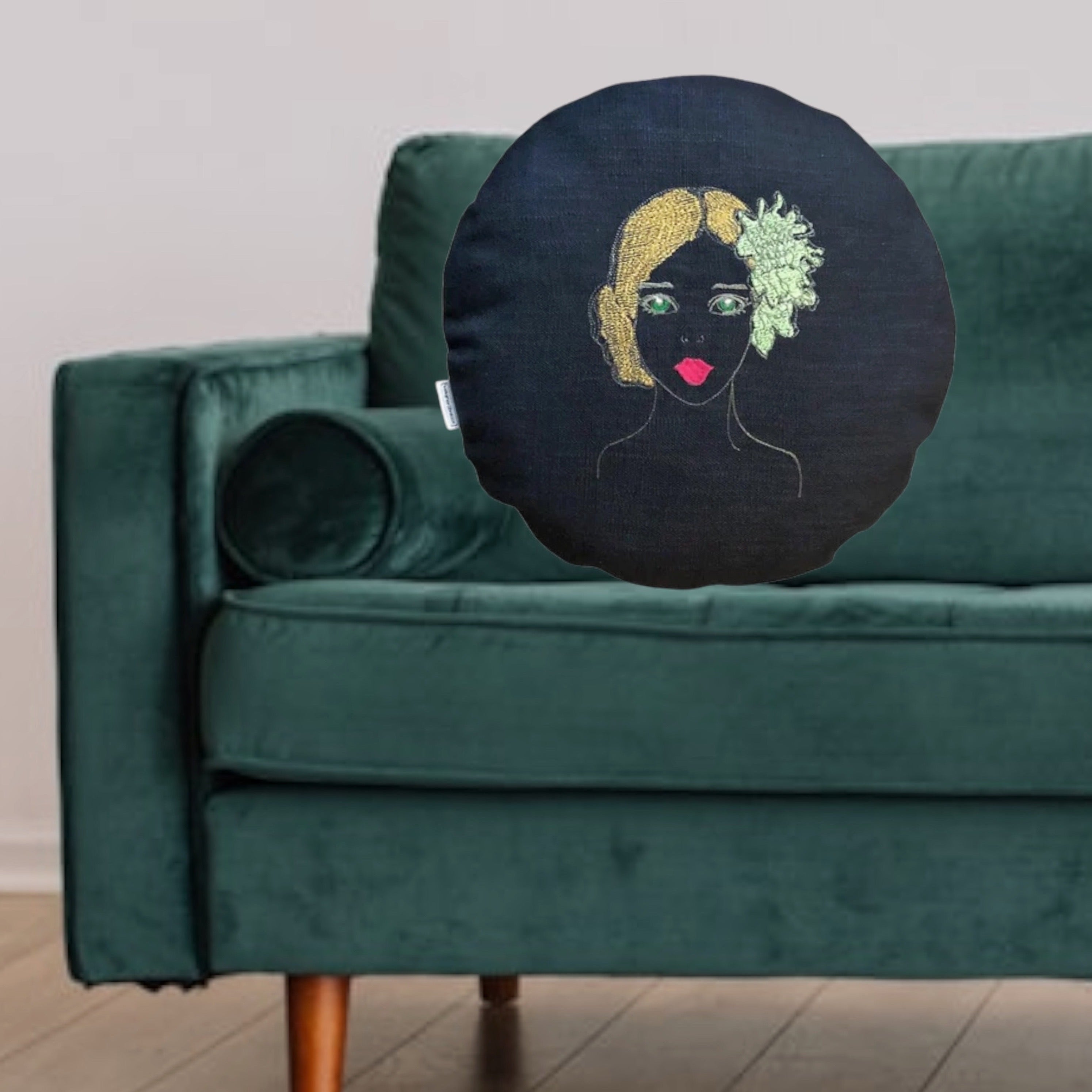 Rundes Kissen mit Ballerina Stickerei dunkel