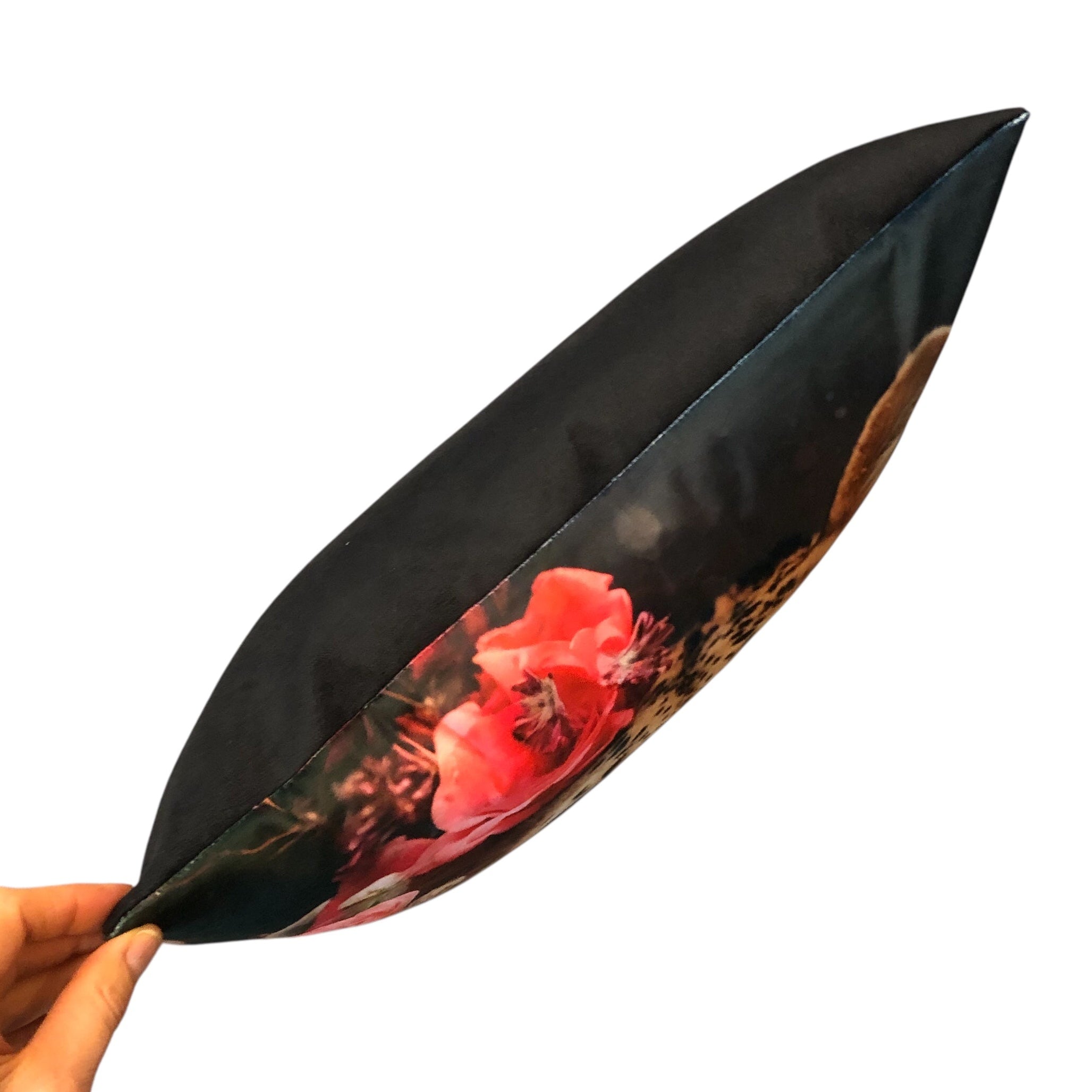 Cooles samtweiches Kissen Gepard mit Rosen