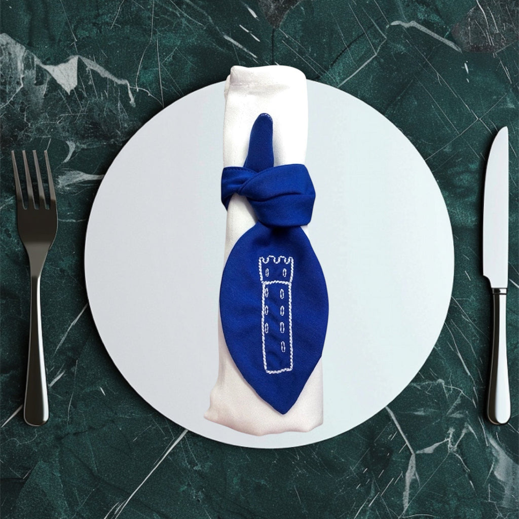 Schleife mit Mehlsack Stickerei