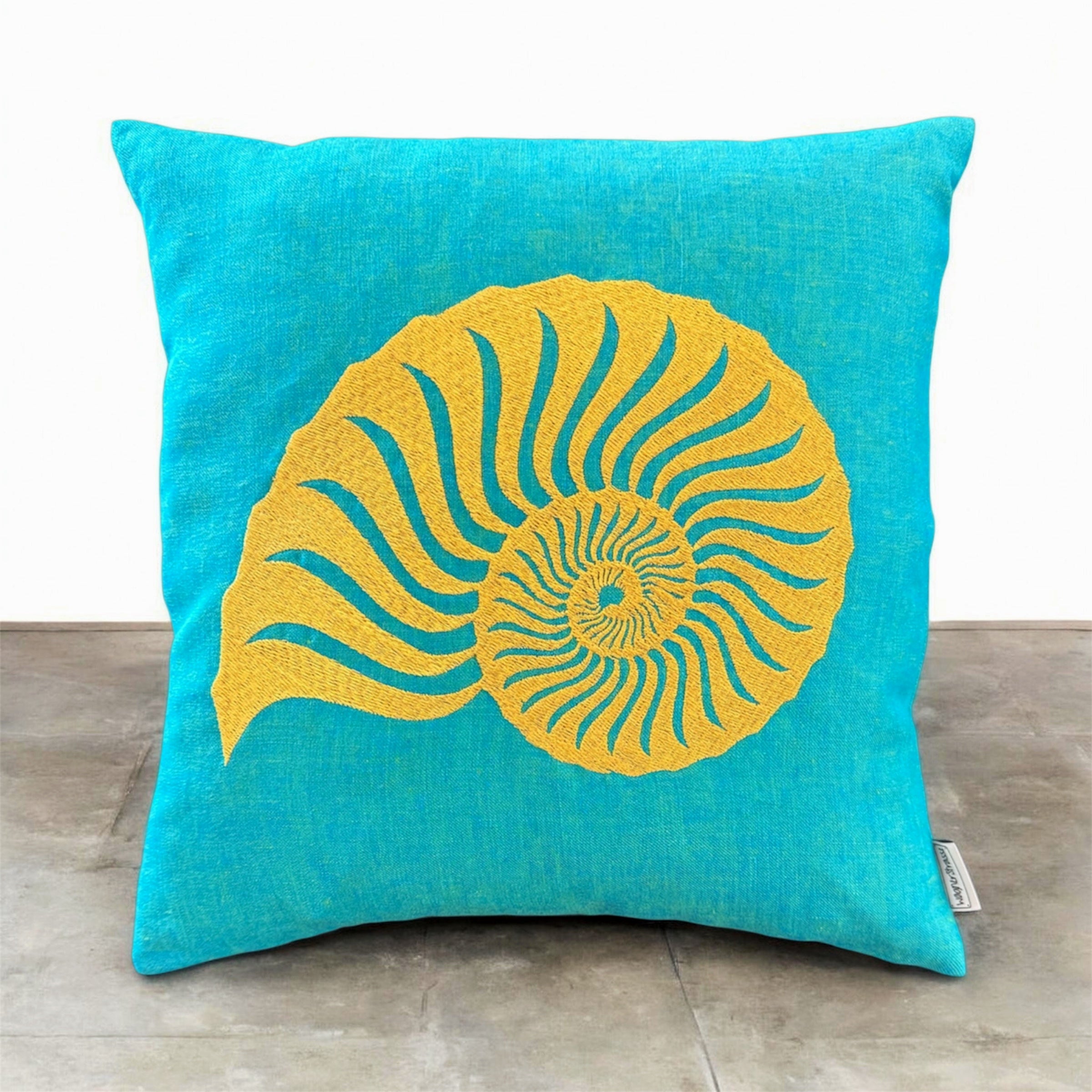 Besticktes Kissen Shell