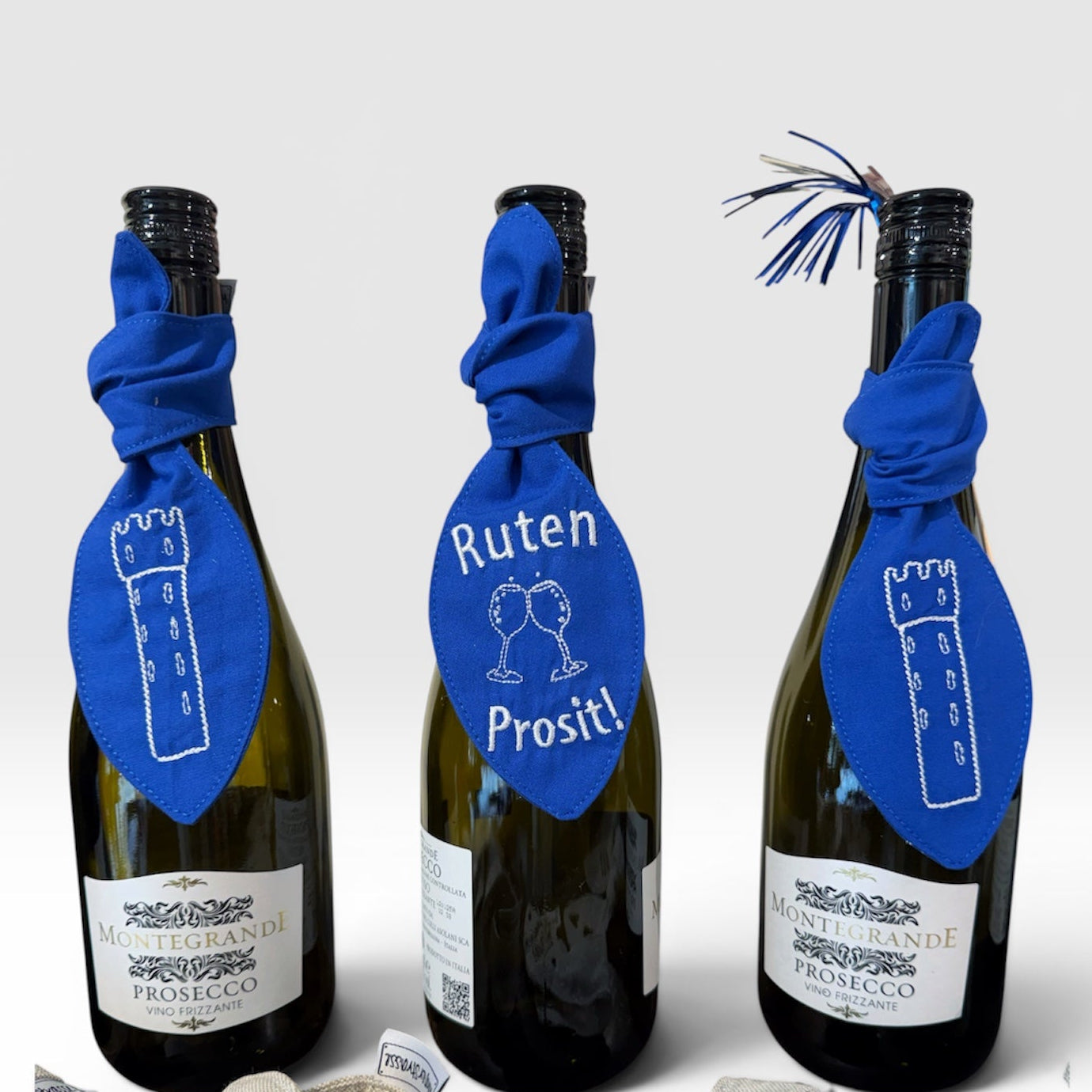 Schleife mit Ruten Prosit Stickerei